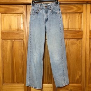 Levi’s vintage 565 light wash wide leg fit jeans